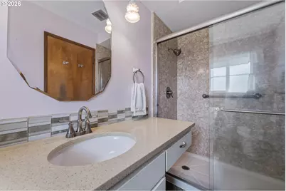 15935 SW Royalty Pkwy, King City, OR 97224 - Photo 25