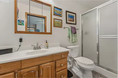15935 SW Royalty Pkwy, King City, OR 97224 - Photo 27