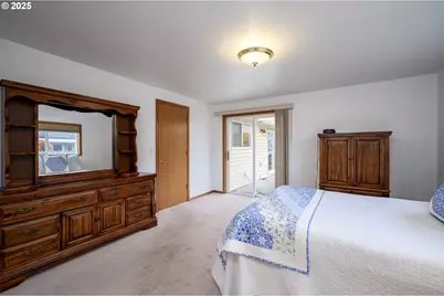 695 SW Westview Dr, McMinnville, OR 97128 - Photo 23