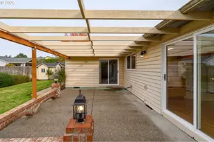 695 SW Westview Dr, McMinnville, OR 97128 - Photo 35