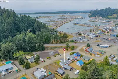 1050 Broadway Ave, Winchester Bay, OR 97467 - Photo 47
