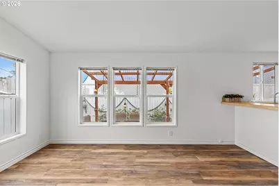 1050 Broadway Ave, Winchester Bay, OR 97467 - Photo 15