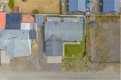 1050 Broadway Ave, Winchester Bay, OR 97467 - Photo 45