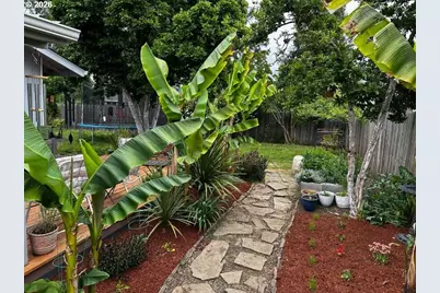 2345 Circle Dr, Roseburg, OR 97471 - Photo 33