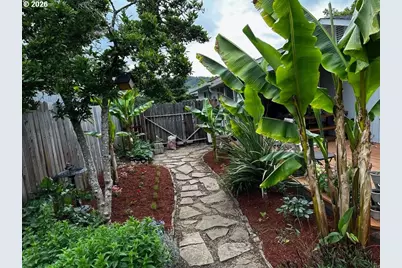 2345 Circle Dr, Roseburg, OR 97471 - Photo 35