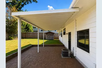 1420 SE 117th Ave, Portland, OR 97216 - Photo 11