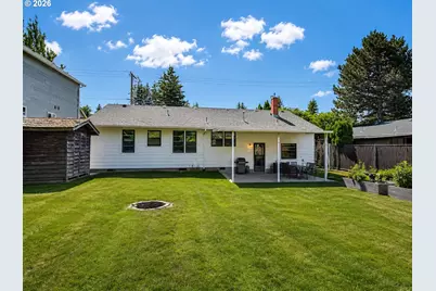 1420 SE 117th Ave, Portland, OR 97216 - Photo 3