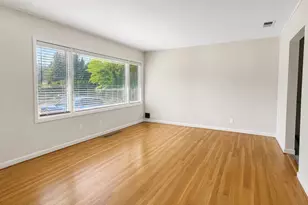 1420 SE 117th Ave, Portland, OR 97216 - Photo 9