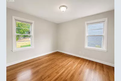 1420 SE 117th Ave, Portland, OR 97216 - Photo 7