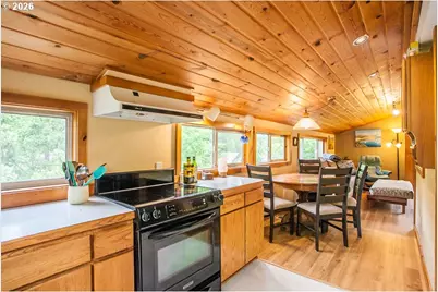 51 Columbia Ave, Underwood, WA 98651 - Photo 13