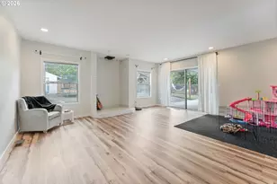17929 SE Clay St, Portland, OR 97233 - Photo 15