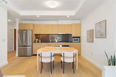 841 S Gaines St #816, Portland, OR 97239 - Photo 9