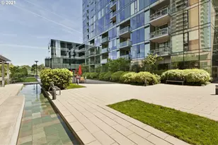 841 S Gaines St, Portland, OR 97239 - Photo 27