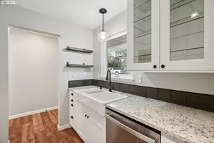 16010 SE Lisa Ln, Milwaukie, OR 97267 - Photo 13