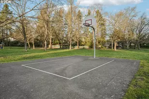 16010 SE Lisa Ln, Milwaukie, OR 97267 - Photo 35