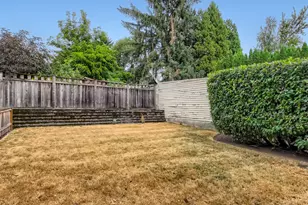 121 NE Knott St, Portland, OR 97212 - Photo 27