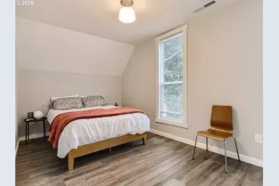 121 NE Knott St, Portland, OR 97212 - Photo 15
