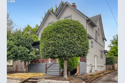 121 NE Knott St, Portland, OR 97212 - Photo 3