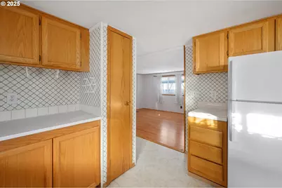 4730 Auburn Rd #158, Salem, OR 97301 - Photo 11