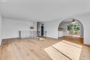 6696 Partridge Cir, Gladstone, OR 97027 - Photo 9