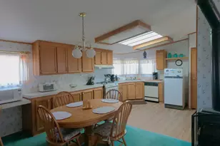 12705 SW Airfield Ln, Culver, OR 97734 - Photo 11