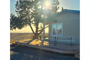 12705 SW Airfield Ln, Culver, OR 97734 - Photo 5