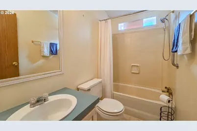 1200 E Central Ave #128, Sutherlin, OR 97479 - Photo 17