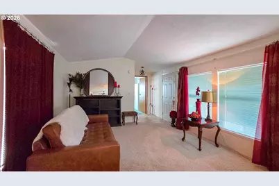 1200 E Central Ave #128, Sutherlin, OR 97479 - Photo 5