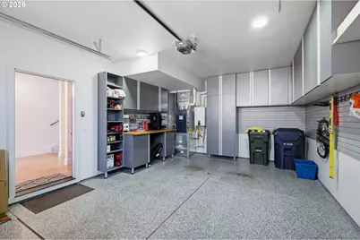 157 Shelton McMurphey Blvd, Eugene, OR 97401 - Photo 27