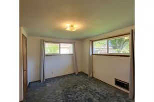 47858 W 1st St, Oakridge, OR 97463 - Photo 17