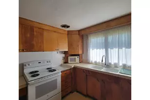 47858 W 1st St, Oakridge, OR 97463 - Photo 15