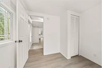 2210 E 25th St, Vancouver, WA 98661 - Photo 21