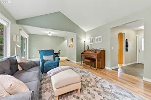 14310 SW Wilson Ct, Beaverton, OR 97008 - Photo 9