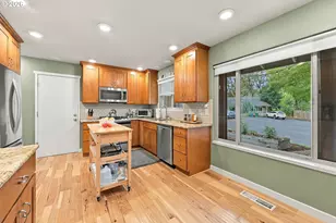 14310 SW Wilson Ct, Beaverton, OR 97008 - Photo 15
