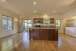 6675 Northeast Birch Street, Hillsboro, OR 97124 - Photo 9