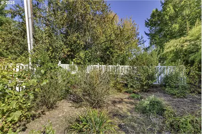 6675 NE Birch St, Hillsboro, OR 97124 - Photo 29