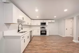 5775 SE Cesar E Chavez Blvd, Portland, OR 97202 - Photo 29