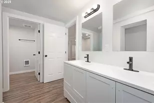 5775 SE Cesar E Chavez Blvd, Portland, OR 97202 - Photo 39