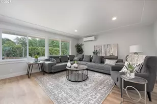 5775 SE Cesar E Chavez Blvd, Portland, OR 97202 - Photo 9