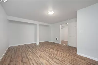 5775 SE Cesar E Chavez Blvd, Portland, OR 97202 - Photo 33