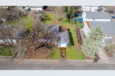442 NW 4th Ave, Canby, OR 97013 - Photo 1