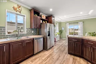 721 Oriental Ct, Molalla, OR 97038 - Photo 9