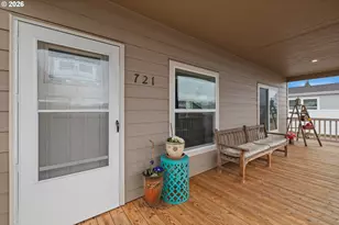 721 Oriental Ct, Molalla, OR 97038 - Photo 33