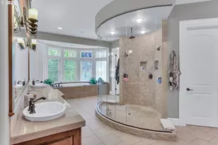 21020 S Meadowridge Ct, Oregon City, OR 97045 - Photo 21