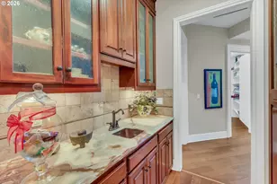21020 S Meadowridge Ct, Oregon City, OR 97045 - Photo 9