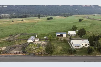 74822 Lower Diamond Ln, Wallowa, OR 97885 - Photo 3