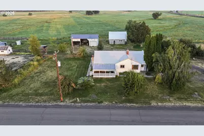 74822 Lower Diamond Ln, Wallowa, OR 97885 - Photo 3