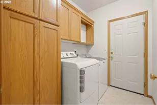1376 Andersen Ln, Eugene, OR 97404 - Photo 31