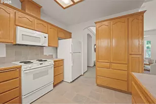 1376 Andersen Ln, Eugene, OR 97404 - Photo 17