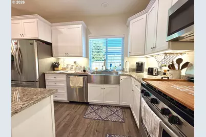 1857 Cabezon Ct, North Bend, OR 97459 - Photo 11